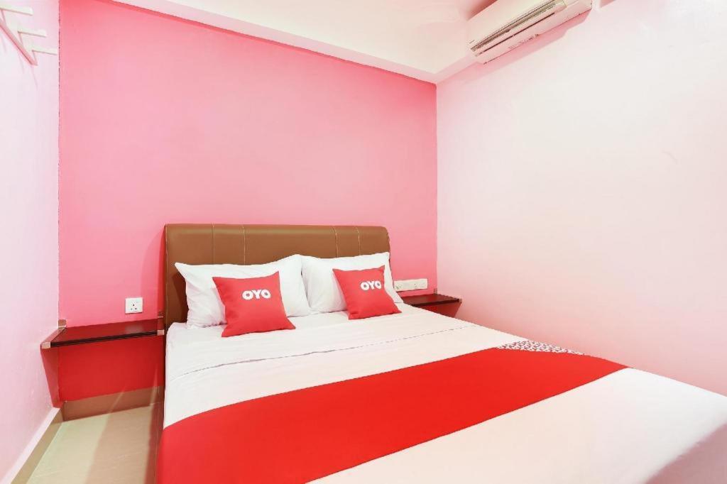 Oyo 89387 Sun Keerana Hotel Klang Eksteriør bilde