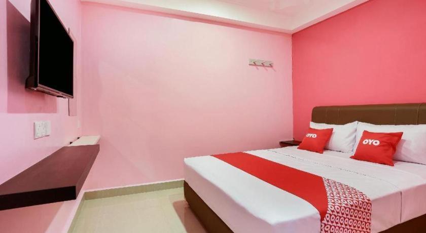 Oyo 89387 Sun Keerana Hotel Klang Eksteriør bilde