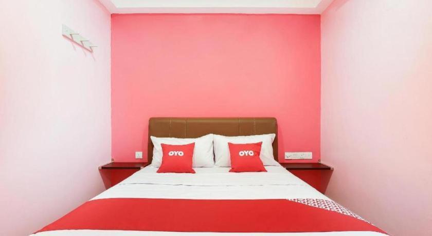 Oyo 89387 Sun Keerana Hotel Klang Eksteriør bilde