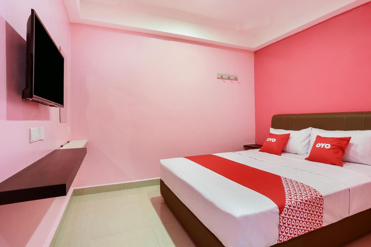 Oyo 89387 Sun Keerana Hotel Klang Eksteriør bilde