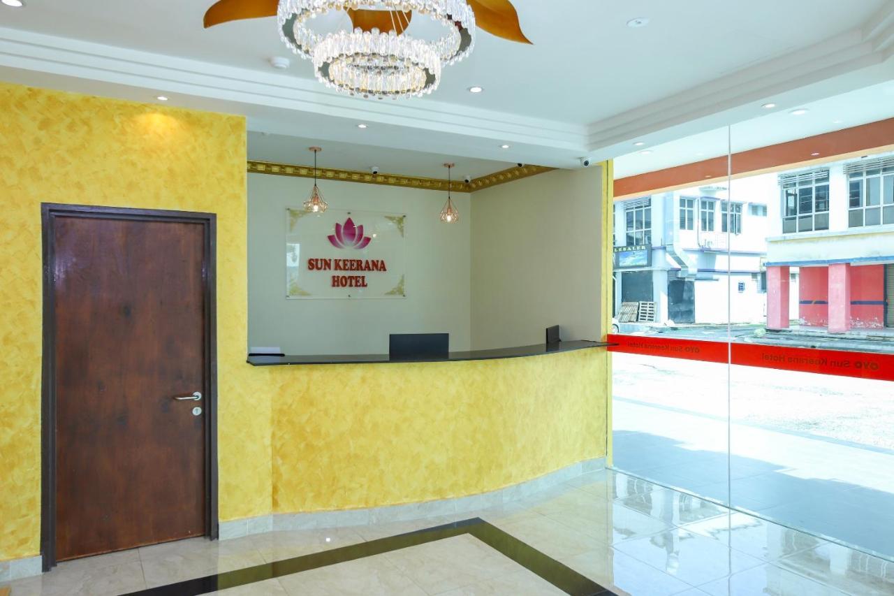 Oyo 89387 Sun Keerana Hotel Klang Eksteriør bilde